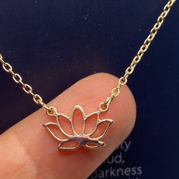 Dainty Lotus Necklace S925 Sterling Gold Pendant Necklace - Picture 2 of 3